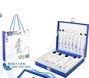 供应高档青花瓷不锈钢餐具16件套 商务礼品与家居家具的理想选择